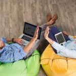 ExpressVPN账号可以在电脑、手机上同时登录并使用吗？